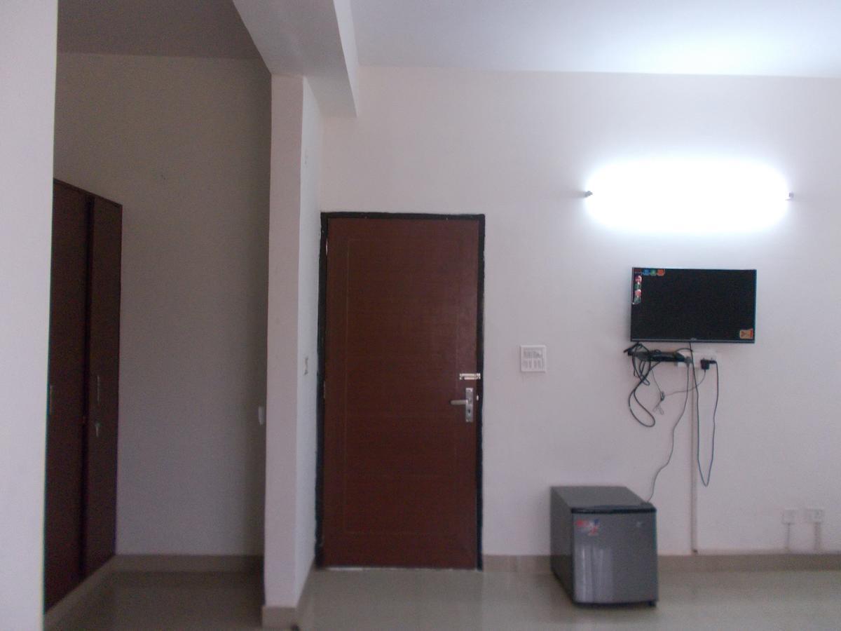 The Radiance Suites And Apartment Yeni Delhi Dış mekan fotoğraf