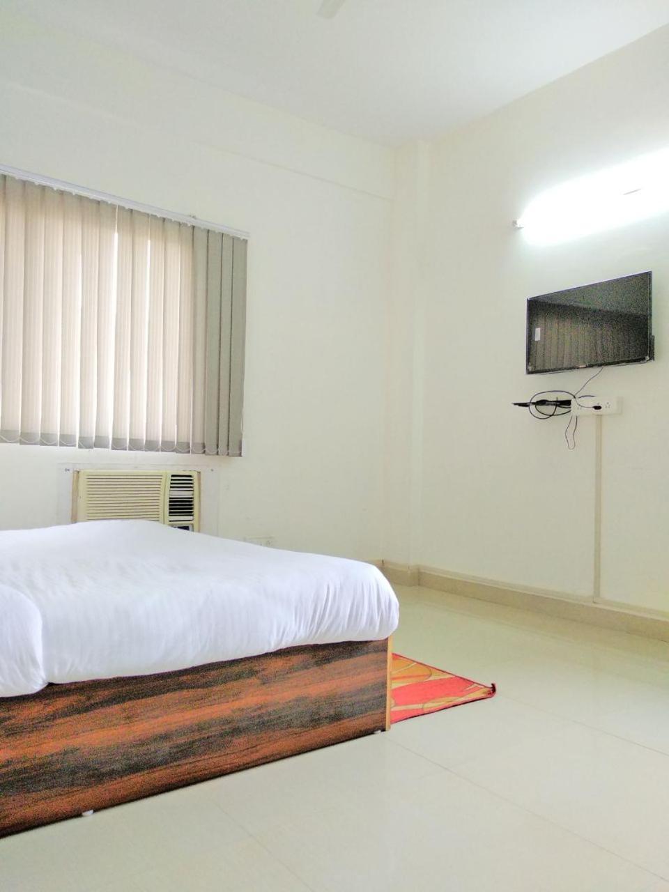 The Radiance Suites And Apartment Yeni Delhi Dış mekan fotoğraf