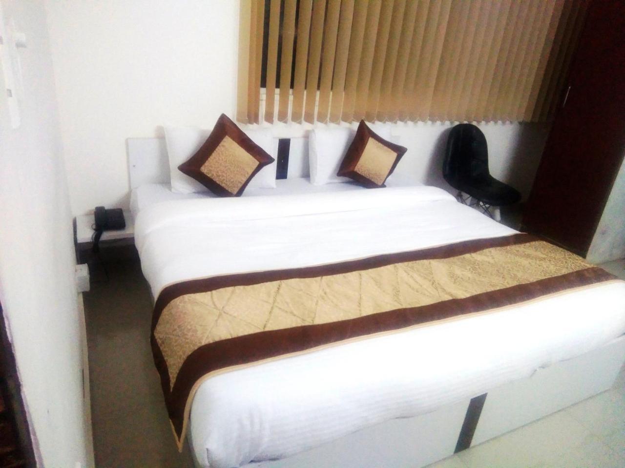 The Radiance Suites And Apartment Yeni Delhi Dış mekan fotoğraf