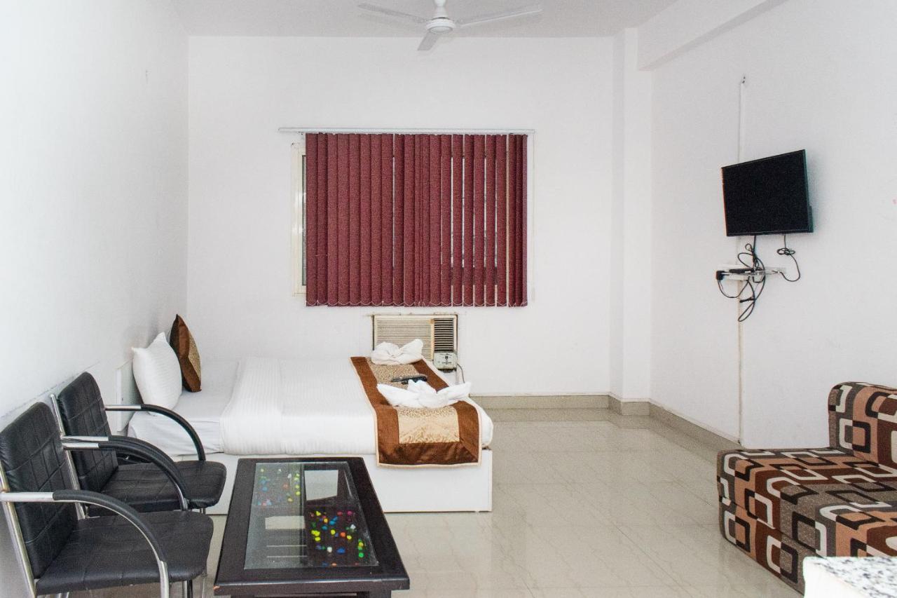 The Radiance Suites And Apartment Yeni Delhi Dış mekan fotoğraf